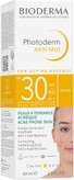 کرم ضد آفتاب بدون رنگ بایودرما SPF 30 مدل Photoderm AKN مناسب پوستهای چرب و مختلط حجم 40 میلیلیتر