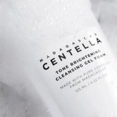 ژل شستشوی روشن کننده و تسکین دهنده سنتلا اسکین 1004 Skin1004 Madagascar Centella Tone Brightening Cleansing Gel Foam