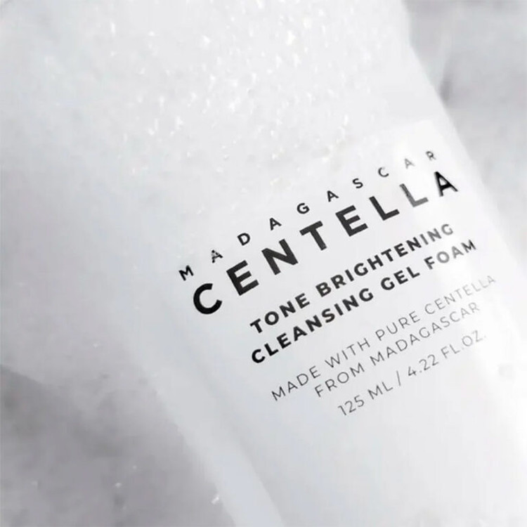 ژل شستشوی روشن کننده و تسکین دهنده سنتلا اسکین 1004 Skin1004 Madagascar Centella Tone Brightening Cleansing Gel Foam